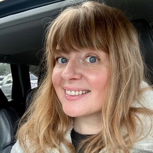 Meet your Posher, Anya